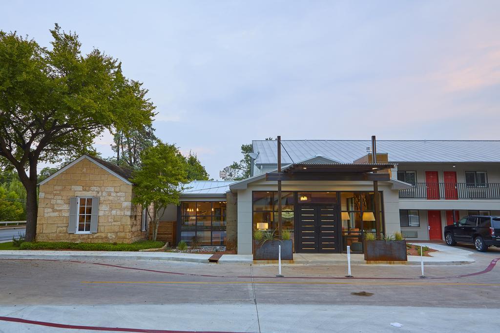 Fredericksburg Inn And Suites Esterno foto